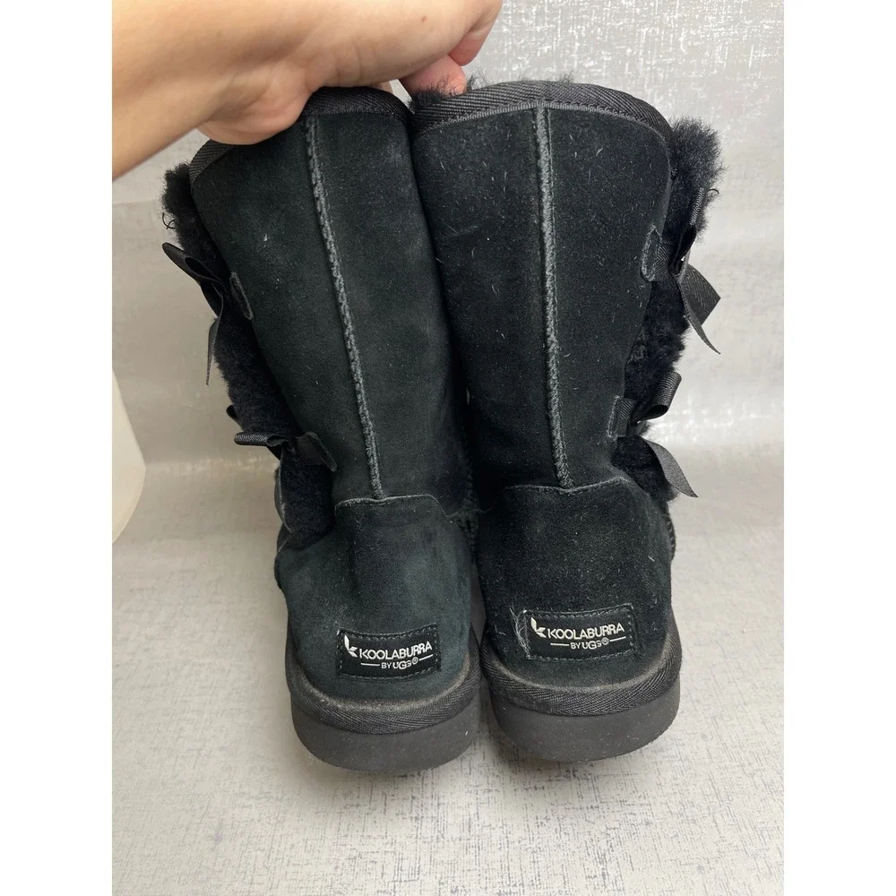 Koolaburra by UGG Victoria Bow Black Suede Bow Boots Womens 11 Winter Fur Lining